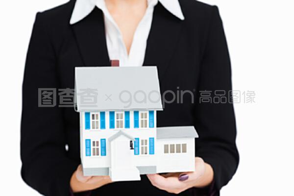房地產(chǎn)經(jīng)紀人持有模型房
